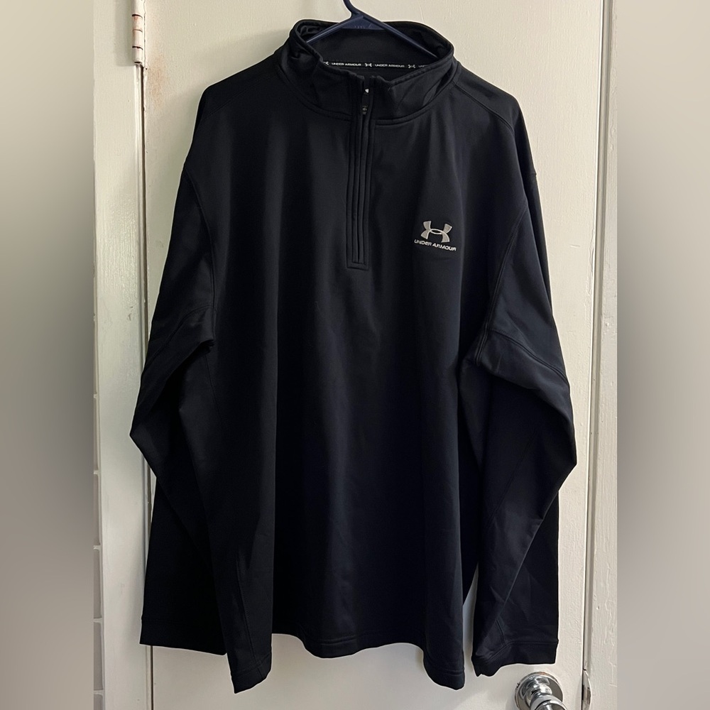 Under Armour Men's Black Long Sleeve Shirt